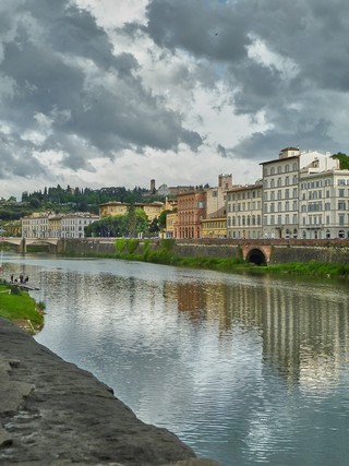 Florence   |   19  /  20    |